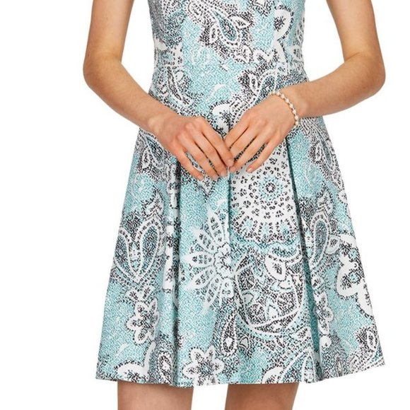 Tristan Print Fit & Flare Dress - Picture 3 of 16